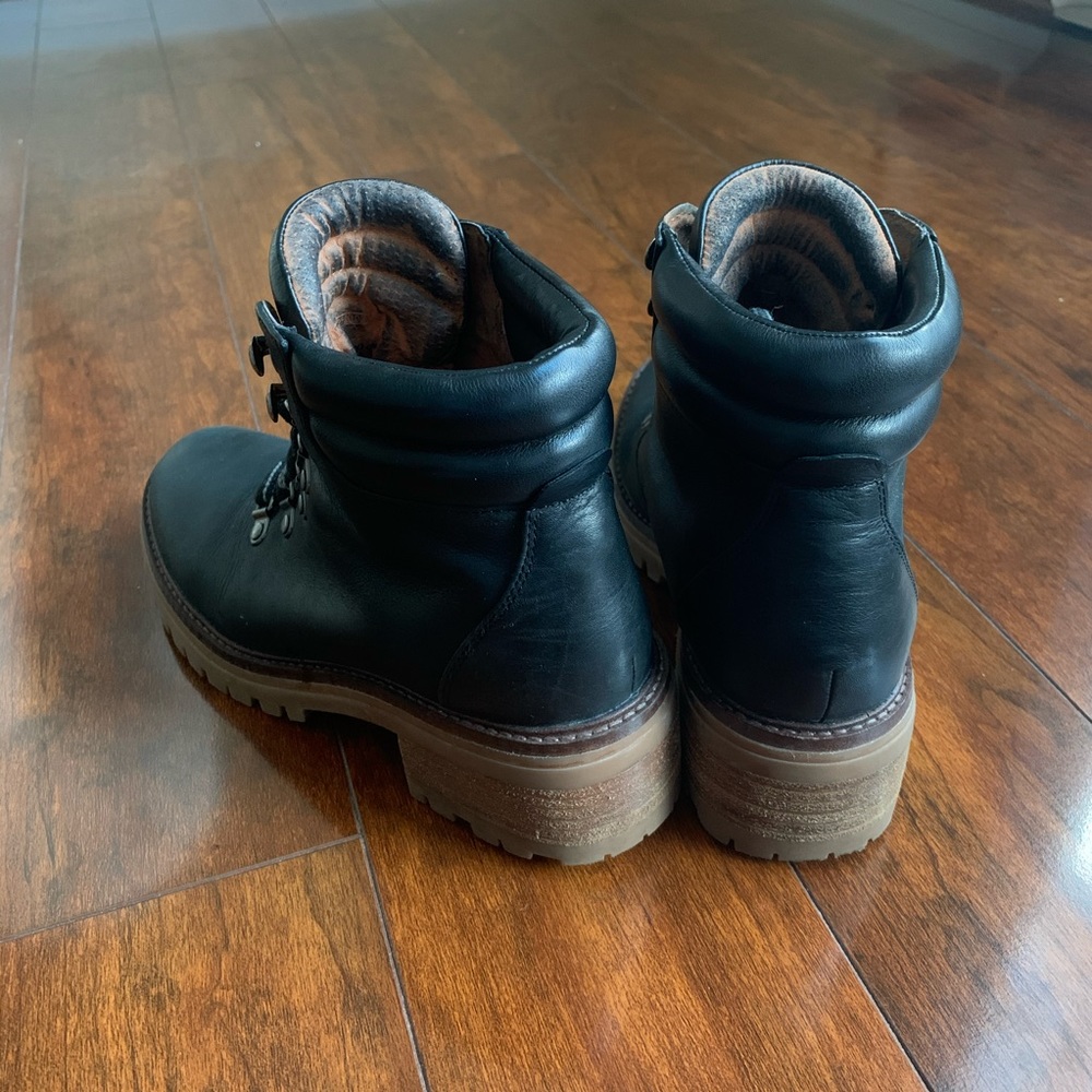 Waterproof Leather Winter Black Boots - Picture 3 of 5